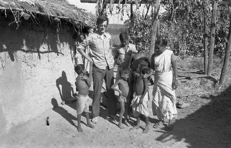 Michael Yorke and Salome Herenz. To my right is Mongol, son of Bamiya Champia. He fetched our water and collected our firewood. Beside him is Bisu, Sukuram’s eldest son. In front from left to right are Lal, Basu, & Chipiri.  One night Valerie said that if we had a child we would call her Chipiri. Next day her father, Bamiya, said that made Valerie his third wife and I was his youngest brother, who would inherit Valerie. So we became locked into a kin group.